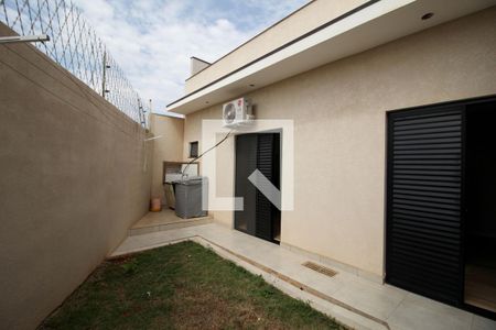 Casa de condomínio para alugar com 230m², 3 quartos e 4 vagasÁrea de Serviço