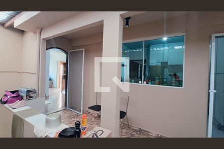 Casa à venda com 533m², 3 quartos e sem vaga Casa à venda com 533m², 3 quartos e sem vagaÁrea externa - Circulação