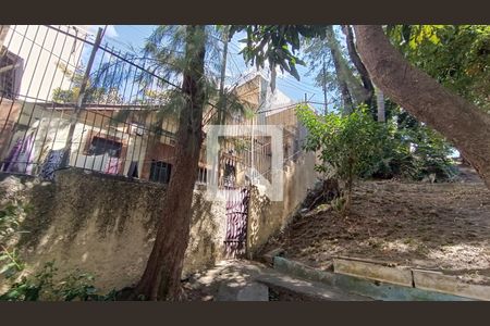 Casa à venda com 533m², 3 quartos e sem vaga Casa à venda com 533m², 3 quartos e sem vagaÁrea externa - Imóveis adjacentes
