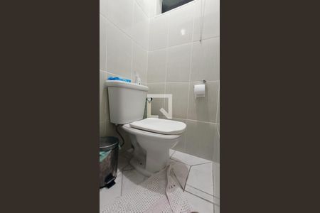 Casa à venda com 533m², 3 quartos e sem vaga Casa à venda com 533m², 3 quartos e sem vagaBanheiro