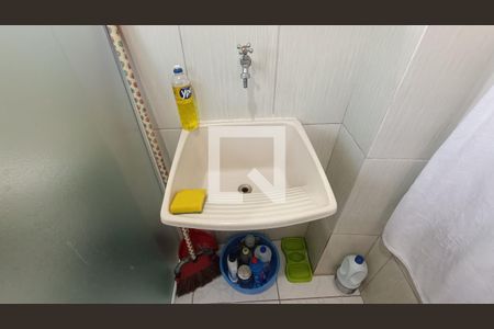 Casa à venda com 533m², 3 quartos e sem vaga Casa à venda com 533m², 3 quartos e sem vagaQuarto 2 - Banheiro