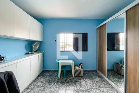 Casa à venda com 120m², 3 quartos e 4 vagasQuarto 3