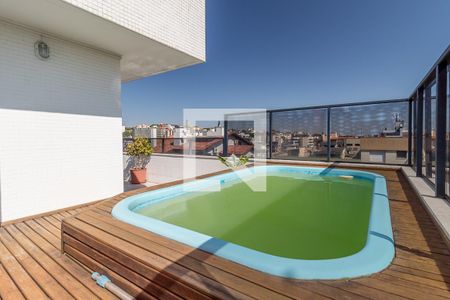 Apartamento à venda com 157m², 2 quartos e 1 vaga Apartamento à venda com 157m², 2 quartos e 1 vagaTerraço / piscina