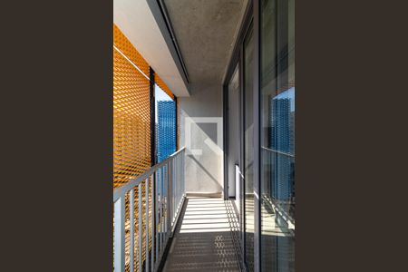 Varanda de kitnet/studio à venda com 1 quarto, 29m² em Indianópolis, São Paulo