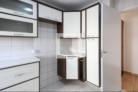 Apartamento para alugar com 70m², 2 quartos e 1 vagaCozinha
