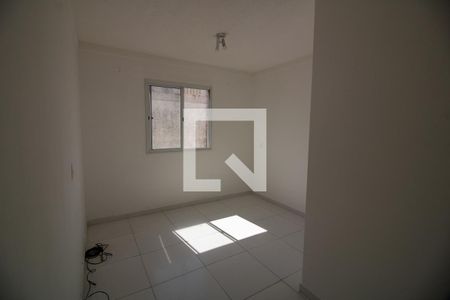 Quarto 2 de apartamento para alugar com 2 quartos, 46m² em Jardim Helga, São Paulo
