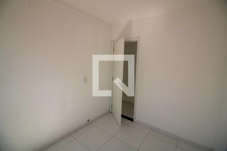 Quarto 1 de apartamento para alugar com 2 quartos, 46m² em Jardim Helga, São Paulo
