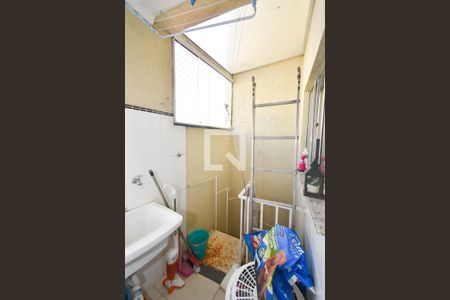 Casa à venda com 130m², 2 quartos e 3 vagas Casa à venda com 130m², 2 quartos e 3 vagasÁrea de Serviço