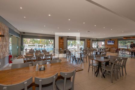 Apartamento à venda com 102m², 2 quartos e 2 vagasRestaurante