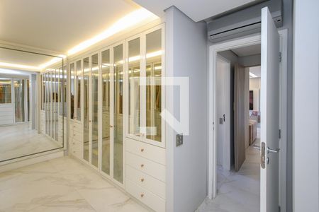 Apartamento à venda com 102m², 2 quartos e 2 vagasCloset da Suíte