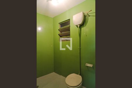 Banheiro de apartamento para alugar com 1 quarto, 50m² em Jardim Peri, São Paulo