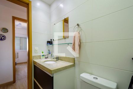 Apartamento à venda com 81m², 3 quartos e 2 vagasBanheiro