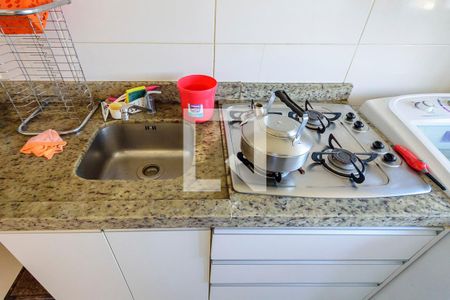 Apartamento à venda com 81m², 3 quartos e 2 vagasCozinha