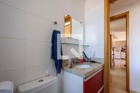 Banheiro da Suíte de apartamento à venda com 3 quartos, 81m² em Santana, Porto Alegre