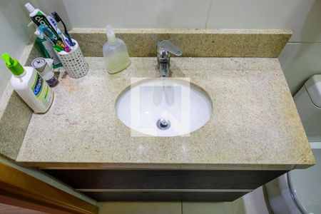 Apartamento à venda com 81m², 3 quartos e 2 vagasBanheiro