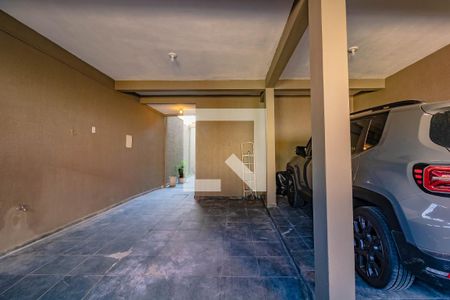 Casa à venda com 180m², 3 quartos e 2 vagas Casa à venda com 180m², 3 quartos e 2 vagasGaragem