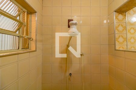 Casa à venda com 180m², 3 quartos e 2 vagas Casa à venda com 180m², 3 quartos e 2 vagasBanheiro