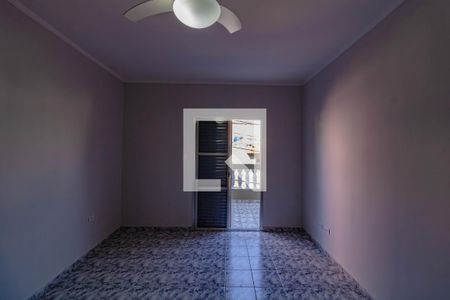 Casa à venda com 180m², 3 quartos e 2 vagas Casa à venda com 180m², 3 quartos e 2 vagasQuarto 3