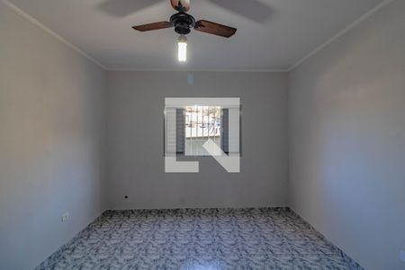 Casa à venda com 180m², 3 quartos e 2 vagas Casa à venda com 180m², 3 quartos e 2 vagasQuarto 2
