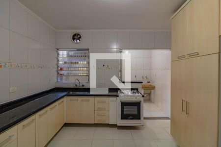 Casa à venda com 180m², 3 quartos e 2 vagas Casa à venda com 180m², 3 quartos e 2 vagasCozinha