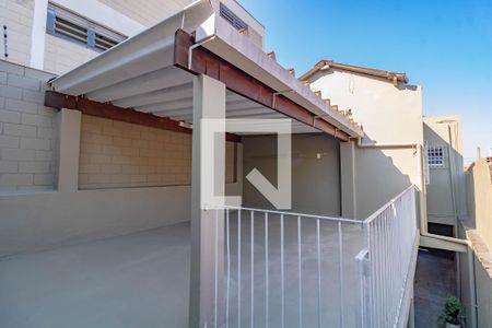 Casa à venda com 180m², 3 quartos e 2 vagas Casa à venda com 180m², 3 quartos e 2 vagasQuintal