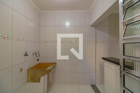 Casa à venda com 180m², 3 quartos e 2 vagas Casa à venda com 180m², 3 quartos e 2 vagasLavanderia