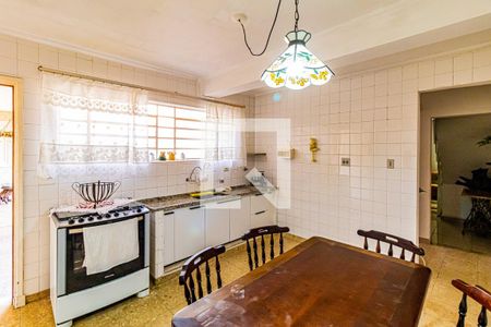 Casa de condomínio à venda com 184m², 3 quartos e 2 vagasCozinha
