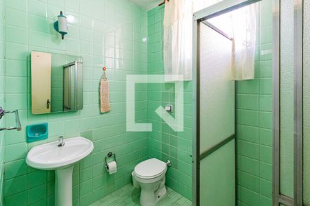 Casa de condomínio à venda com 184m², 3 quartos e 2 vagasBanheiro Social