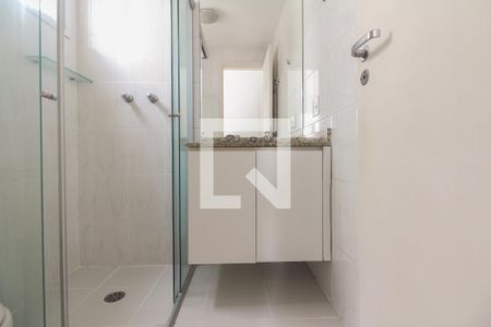 Apartamento para alugar com 52m², 2 quartos e 1 vaga Apartamento para alugar com 52m², 2 quartos e 1 vagaBanheiro da Suíte