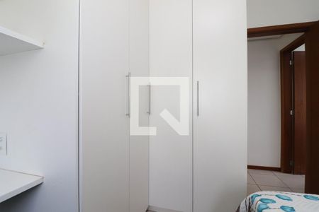 Apartamento à venda com 65m², 2 quartos e 1 vaga Apartamento à venda com 65m², 2 quartos e 1 vagaQuarto