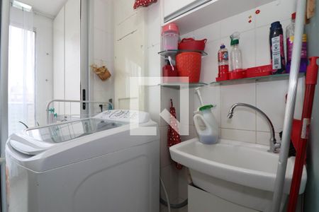 Apartamento à venda com 65m², 2 quartos e 1 vaga Apartamento à venda com 65m², 2 quartos e 1 vagaCozinha e Área de Serviço