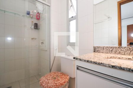 Apartamento à venda com 65m², 2 quartos e 1 vaga Apartamento à venda com 65m², 2 quartos e 1 vagaBanheiro da Suíte