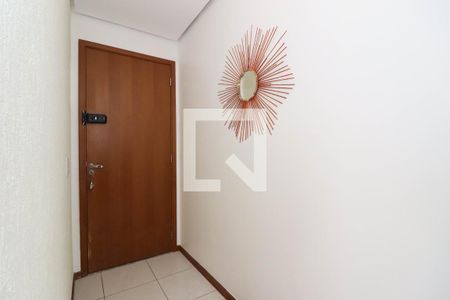 Apartamento à venda com 65m², 2 quartos e 1 vaga Apartamento à venda com 65m², 2 quartos e 1 vagaHall