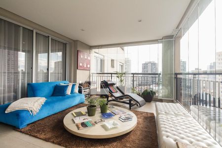 Apartamento à venda com 192m², 3 quartos e 2 vagasVaranda Gourmet 