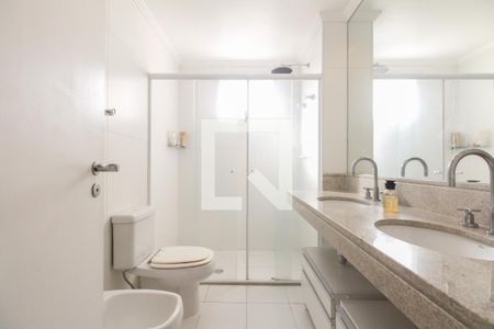 Apartamento à venda com 192m², 3 quartos e 2 vagasBanheiro Suíte 1