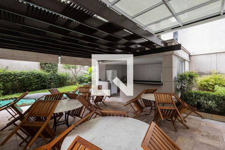 Apartamento à venda com 192m², 3 quartos e 2 vagasCondomínio - Churrasqueira 