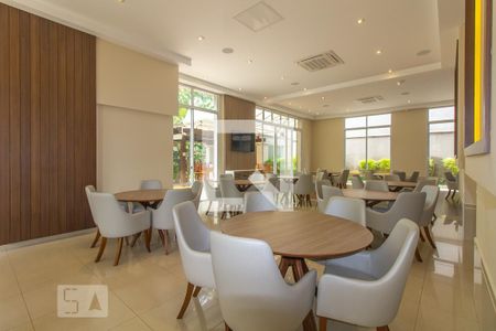 Apartamento à venda com 192m², 3 quartos e 2 vagasCondomínio - Salão de Festas 