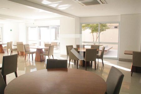 Apartamento à venda com 144m², 3 quartos e 2 vagas Apartamento à venda com 144m², 3 quartos e 2 vagasSalão de Festas