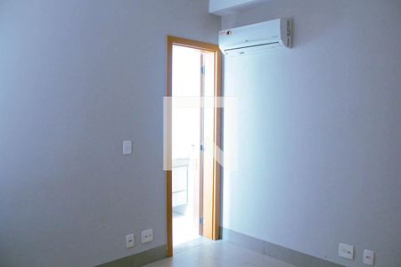 Quarto Suíte 1 de apartamento à venda com 3 quartos, 144m² em Setor Oeste, Goiânia