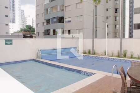 Apartamento à venda com 144m², 3 quartos e 2 vagas Apartamento à venda com 144m², 3 quartos e 2 vagasÁrea comum - Piscina