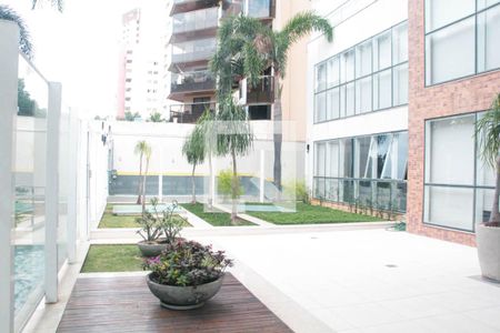 Apartamento à venda com 144m², 3 quartos e 2 vagas Apartamento à venda com 144m², 3 quartos e 2 vagasFachada e portaria