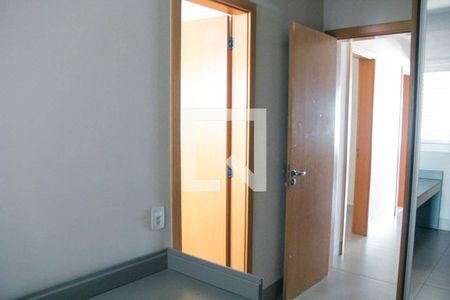 Apartamento à venda com 144m², 3 quartos e 2 vagas Apartamento à venda com 144m², 3 quartos e 2 vagasQuarto Suíte 3