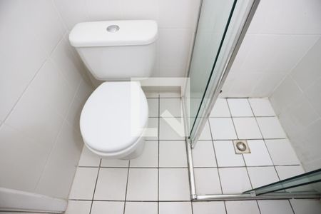 Casa de condomínio para alugar com 72m², 3 quartos e 2 vagas Casa de condomínio para alugar com 72m², 3 quartos e 2 vagasSuíte - banheiro - detalhes