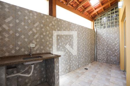 Casa de condomínio para alugar com 72m², 3 quartos e 2 vagas Casa de condomínio para alugar com 72m², 3 quartos e 2 vagasVaranda gourmet