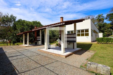 Casa de condomínio para alugar com 72m², 3 quartos e 2 vagas Casa de condomínio para alugar com 72m², 3 quartos e 2 vagasÁrea comum - churrasqueiras'