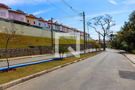 Casa de condomínio para alugar com 72m², 3 quartos e 2 vagas Casa de condomínio para alugar com 72m², 3 quartos e 2 vagasRua do condomínio