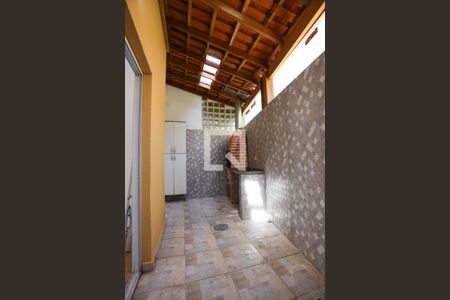 Casa de condomínio para alugar com 72m², 3 quartos e 2 vagas Casa de condomínio para alugar com 72m², 3 quartos e 2 vagasVaranda gourmet