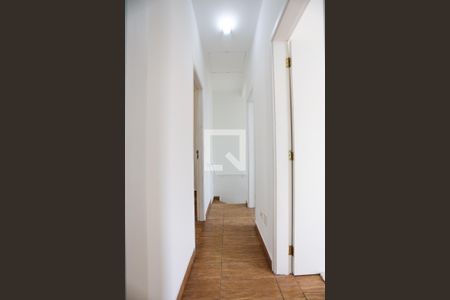 Casa de condomínio para alugar com 72m², 3 quartos e 2 vagas Casa de condomínio para alugar com 72m², 3 quartos e 2 vagasCorredor dos quartos