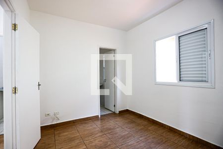 Casa de condomínio para alugar com 72m², 3 quartos e 2 vagas Casa de condomínio para alugar com 72m², 3 quartos e 2 vagasSuíte