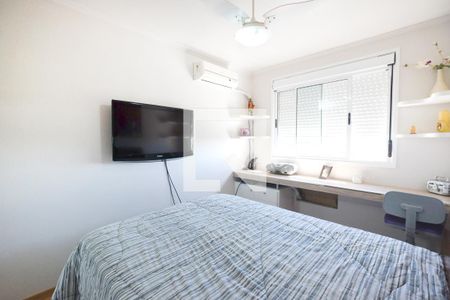 Suíte de apartamento para alugar com 3 quartos, 75m² em Jardim Carvalho, Porto Alegre